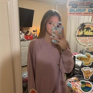 American Eagle Light Mauve Crewneck Sweatshirt